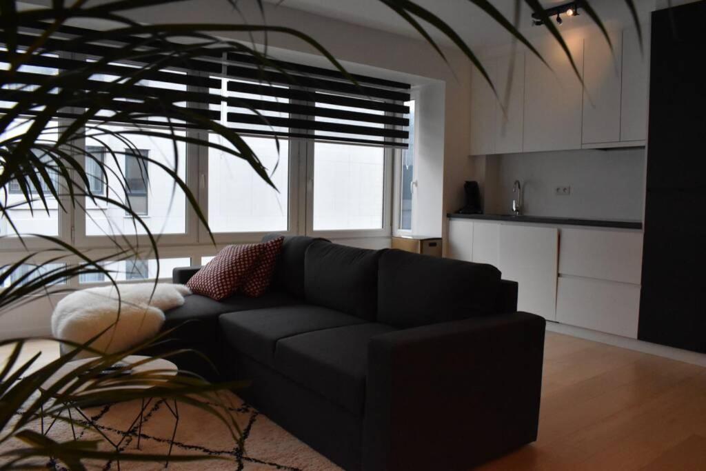 Vernieuwd Appartement Op 200M Van De Zee Ostende Kültér fotó